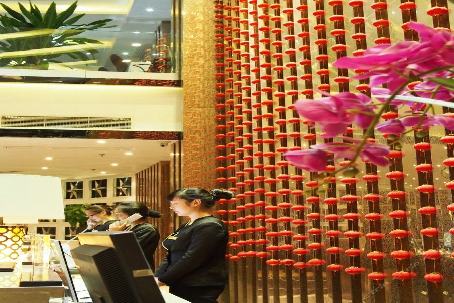 Chengdu Liwan International Hotel Экстерьер фото
